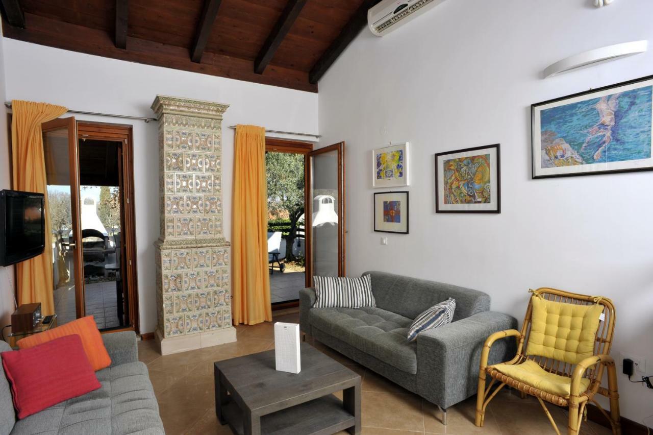 House Lena Holiday home *